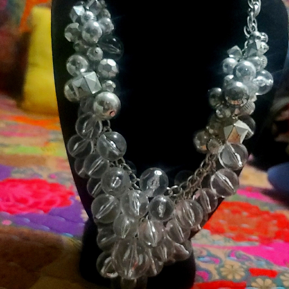 Bobbles necklace